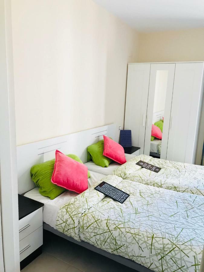 Super Deluxe Apartmento Pool Appartement *